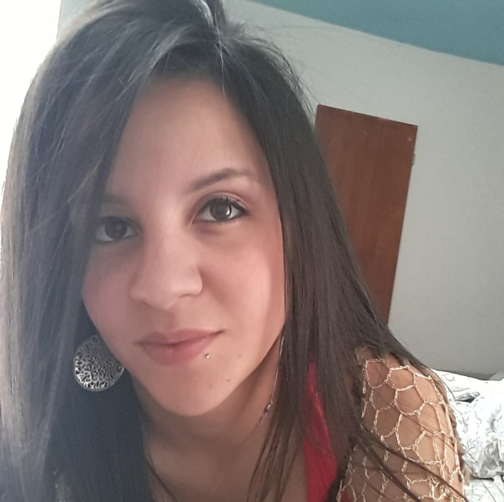 Meet your Posher, Amanda